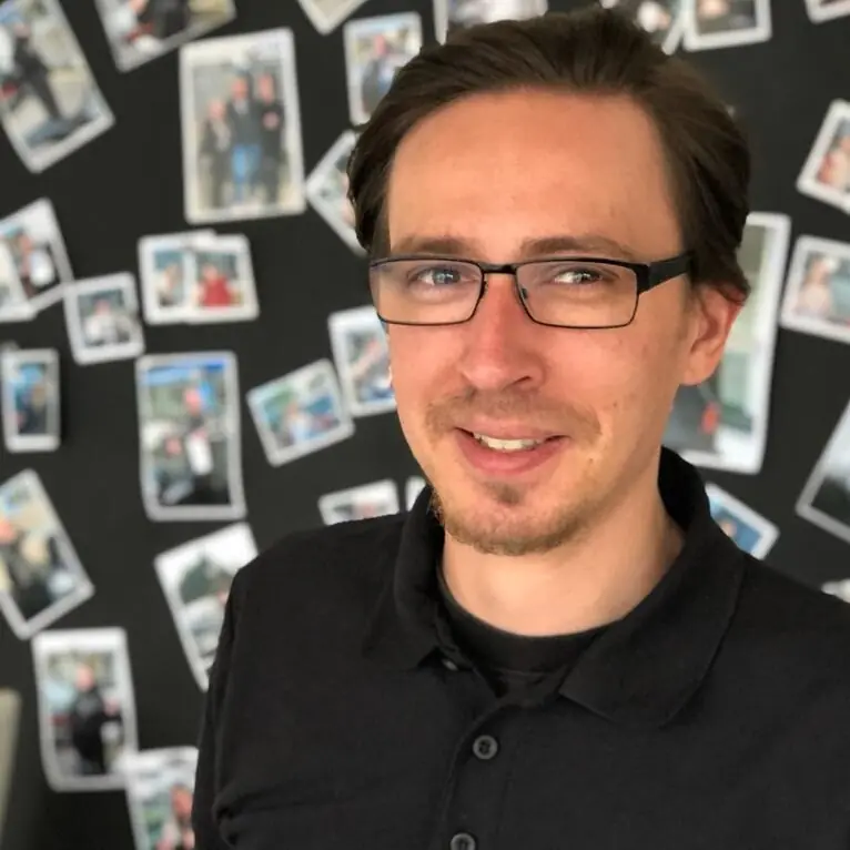 Happy Birthday vom gesamten Team!