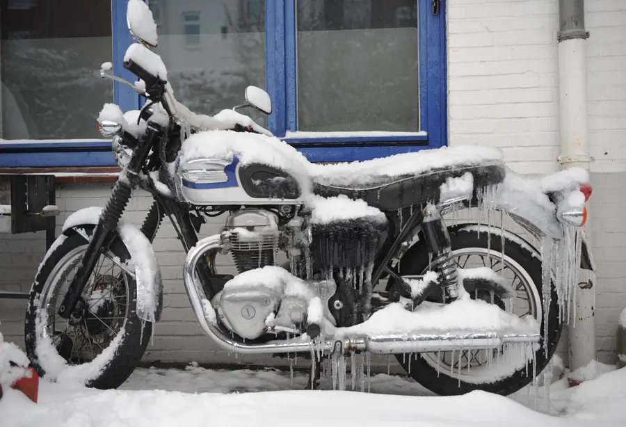 Motorradfahren im Herbst und Winter